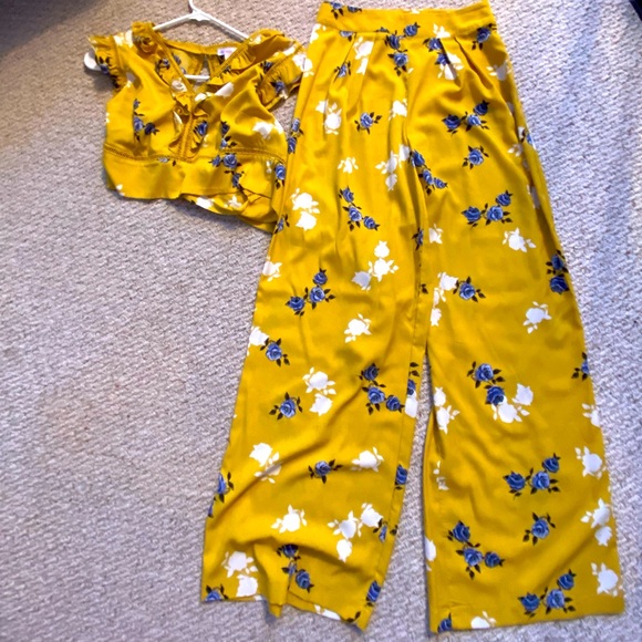 Yellow co-ord set🌼 - Picture 2 of 5